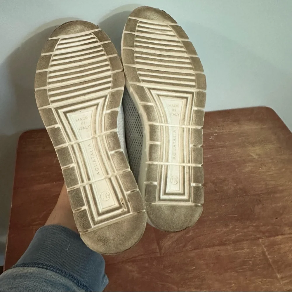Aquatalia Kay Wedge Slip On Loafer Sneakers Embossed Size 7.5